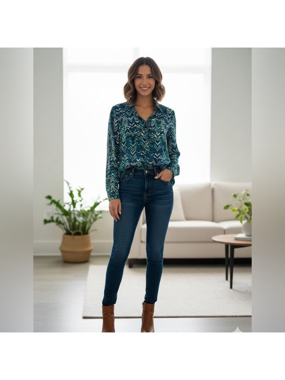 Valerie Stevens Blue Green Chevron Zigzag Button Down Blouse Shirt Long Sleeve - Picture 2 of 5